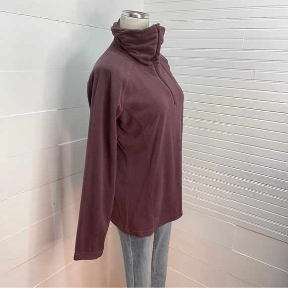 3/$20☀ Mountain Hardwear ThermoChill Zip Neck Fleece - Picture 3 of 8